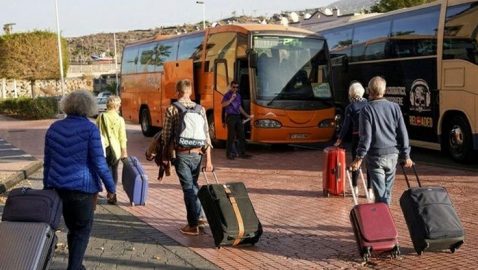 В Житомире мужчина собрал в автобусе по 140 евро с заробитчан за поездку во Францию и сбежал
