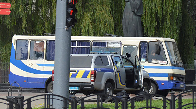 Луцкий террорист стрелял в полицейских и бросил в них гранату