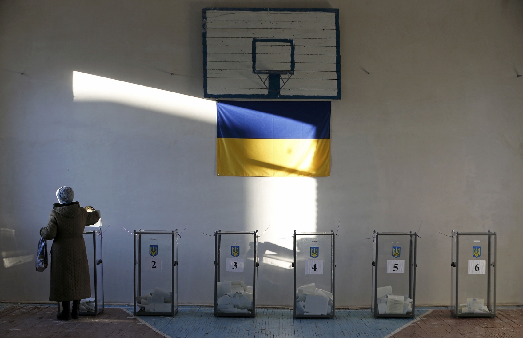 Опрос BURI-Украина: Партия Шария проходит в парламент