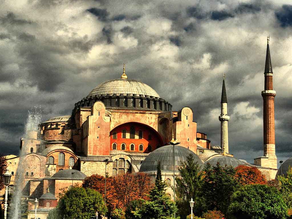 В Греции призвали к экономической войне против Турции из-за собора Святой Софии
