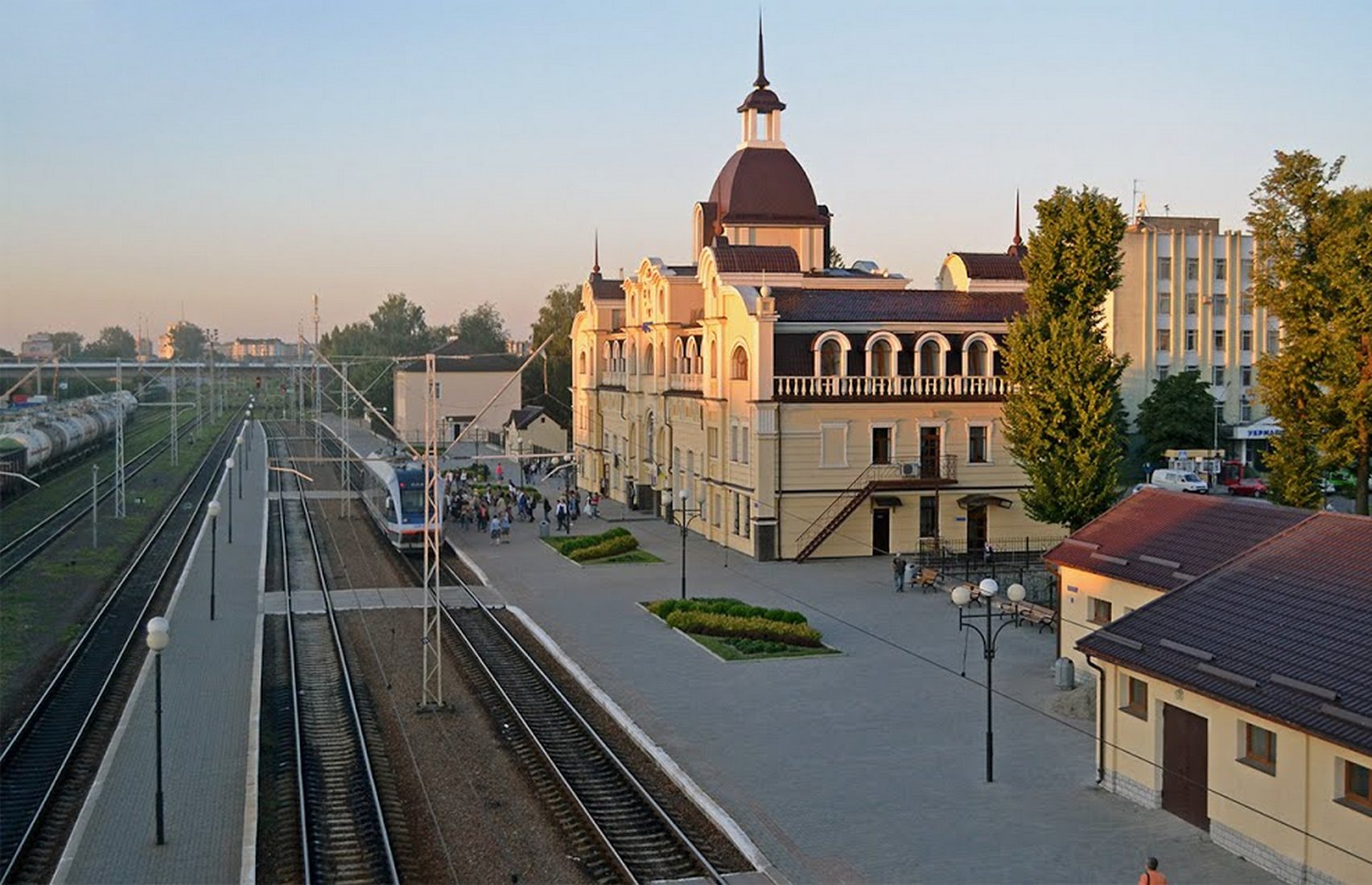 Железнодорожный вокзал город Луцк