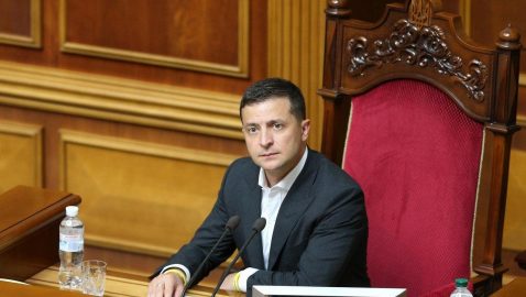 Зеленский собирает Раду на внеочередное заседание, чтобы рассмотреть вопрос о местных выборах