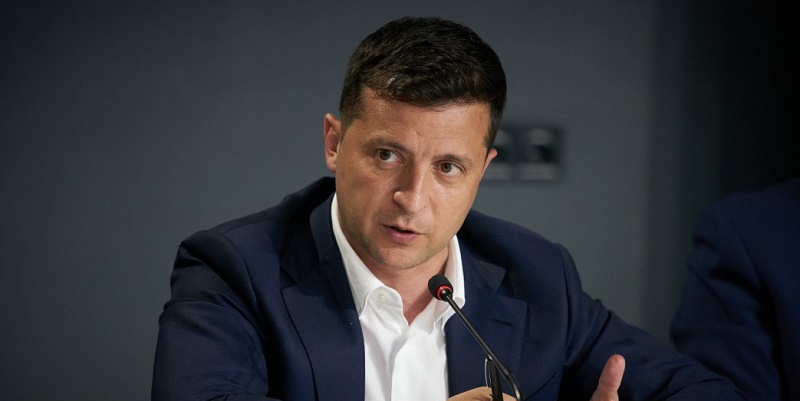 Зеленский отозвал законопроекты о выборах и зарплатах чиновников