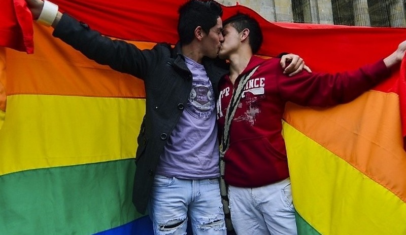 Нардепы от «Слуги народа» хотят штрафовать на 136 тысяч гривен за пропаганду ЛГБТ