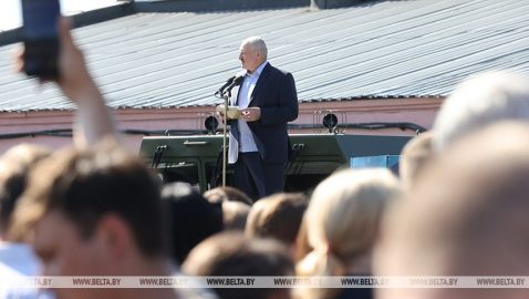 Лукашенко обещает «разобраться» с противниками действующей власти в Беларуси