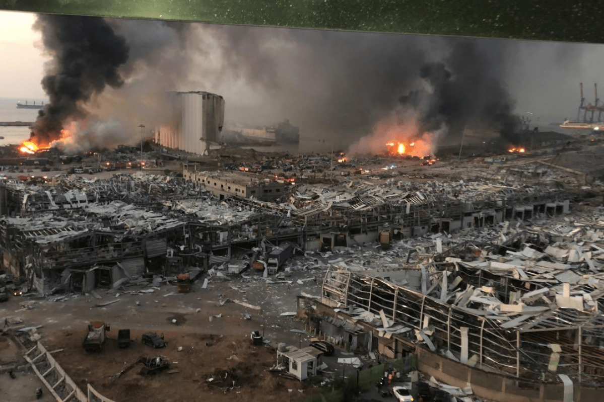 Причиной взрыва в Бейруте стал груз с российского корабля — СМИ