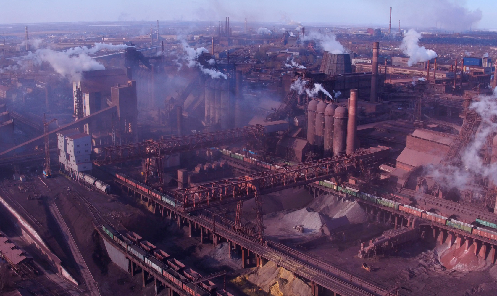 Названы ТОП-5 загрязняющих Украину предприятий