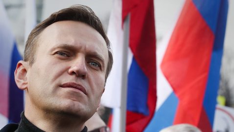 Штаб Навального принял предложение Кремля перевезти политика в Европу