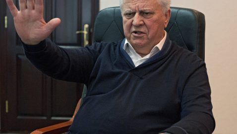 Кравчук предложил отказаться от понятия «особый статус» для Донбасса