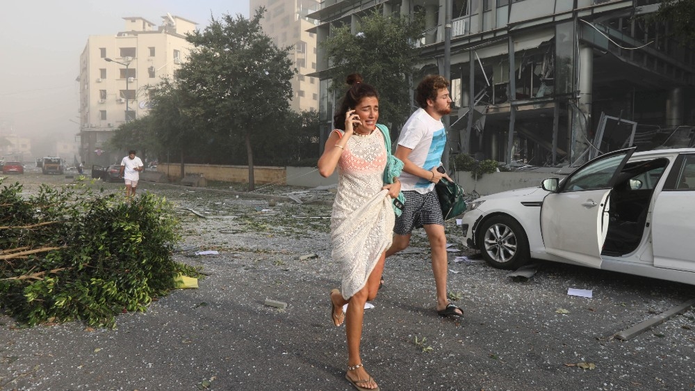 Украинка о взрывах в Бейруте: ударная волна выбила стекла на расстоянии 5 километров