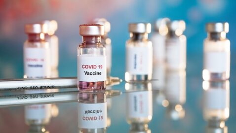 ВОЗ составила список вакцин против COVID-19, допущенных к клиническим испытаниям