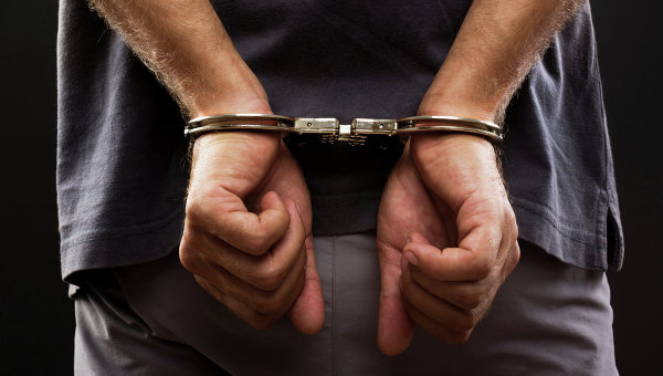 На Сумщине арестовали мужчину, который пытался изнасиловать 12-летнюю девочку и убить ее 7-месячную сестру