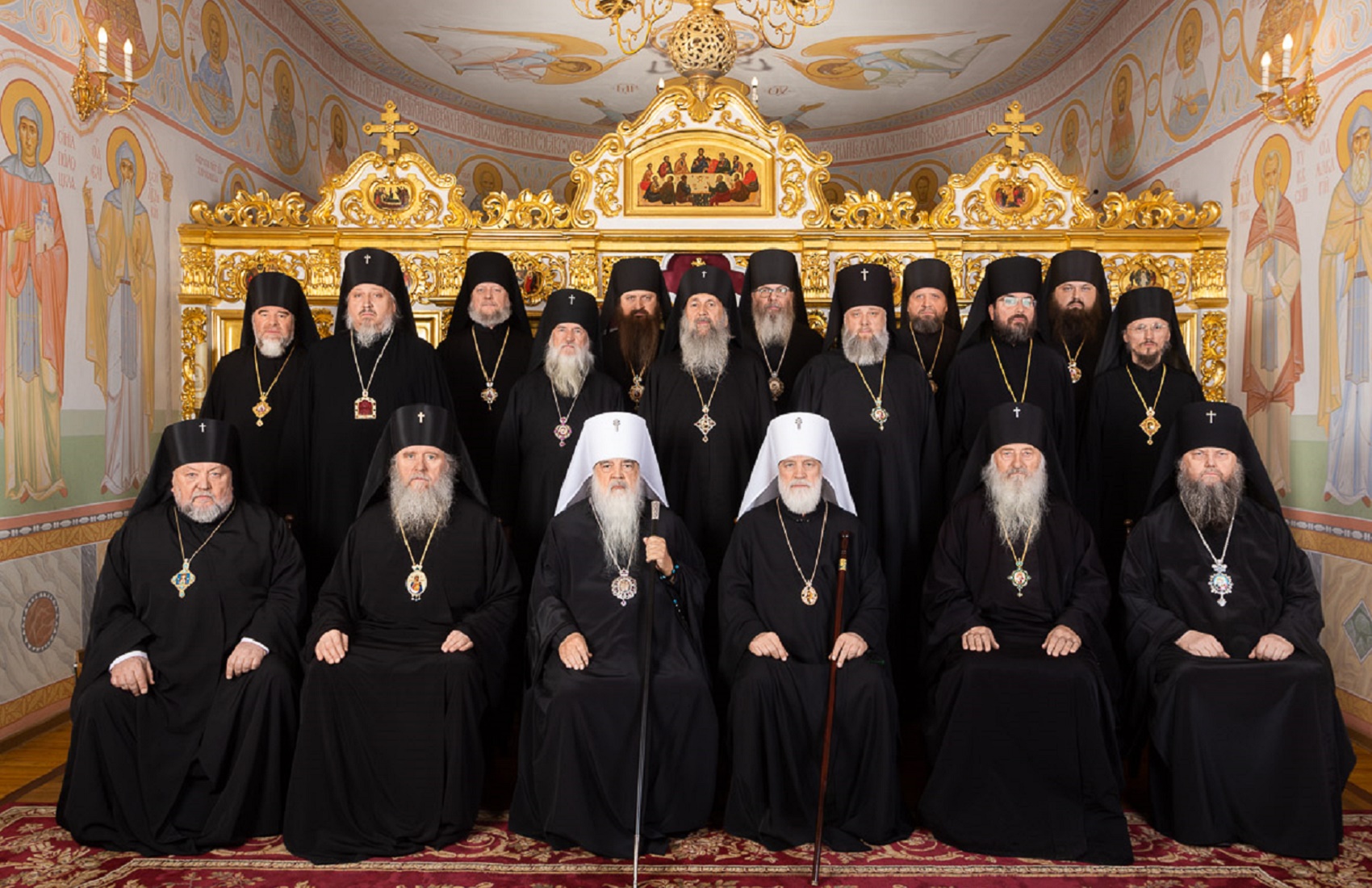 Белорусская Православная Церковь выступила против митингов и насилия