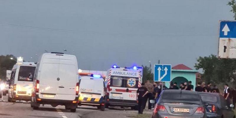 В сети появилось видео с места расстрела автобуса ОПЗЖ под Харьковом