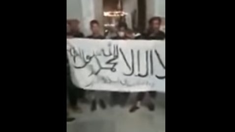 В соборе Святой Софии развернули флаг «Талибана»