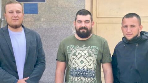 Из СИЗО выпустили задержанного по делу о нападении на автобус ОПЗЖ