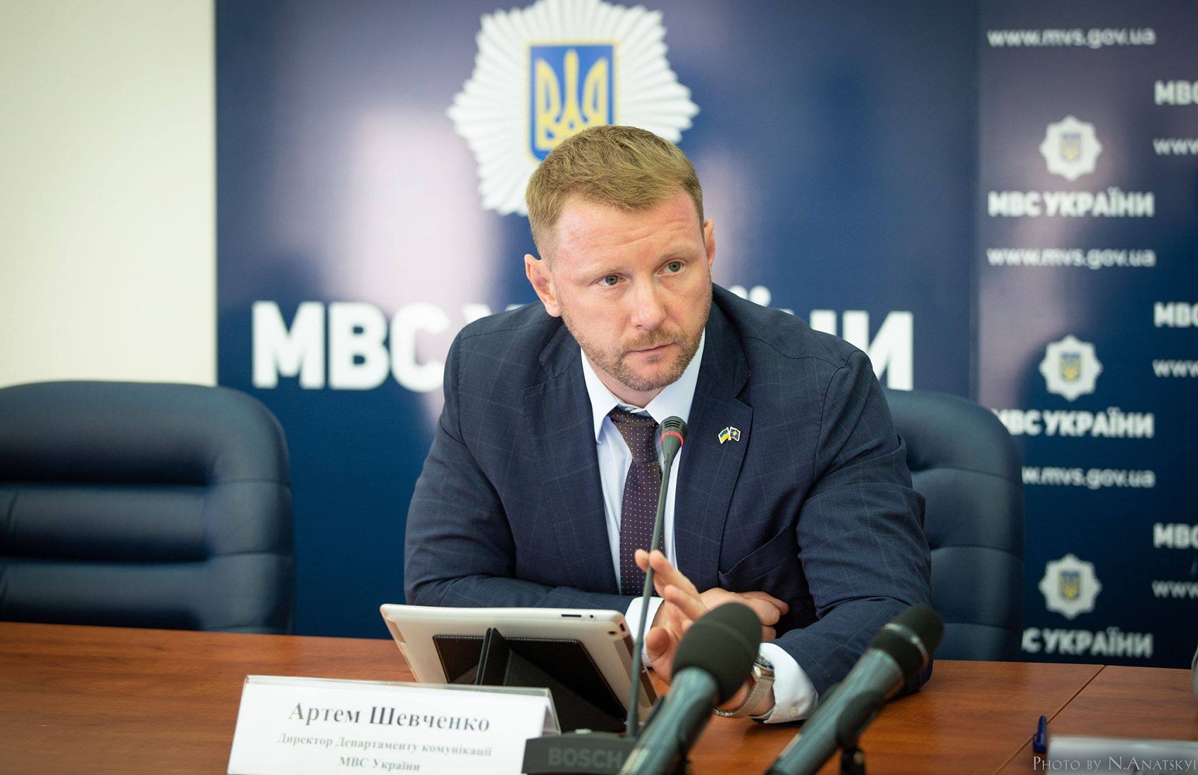 В МВД рассказали о версиях смерти сотрудницы посольства США в Киеве