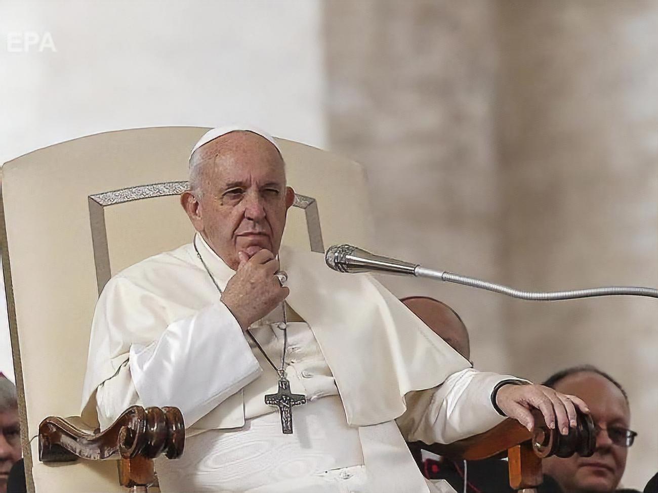Папа Римский поддержал подростков из ЛГБТ-сообщества