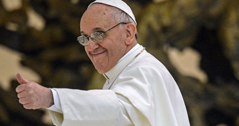 Папа Римский Франциск назвал еду и секс «божественными удовольствиями»