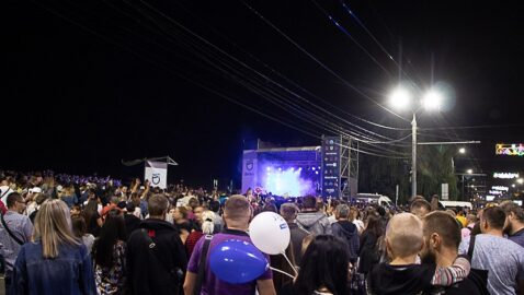 В Минздраве раскритиковали концерт на День города в Днепре