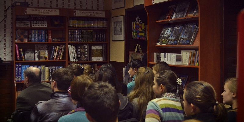 Сеть книжных магазинов предсказала увеличение доли русскоязычных книг на украинском рынке