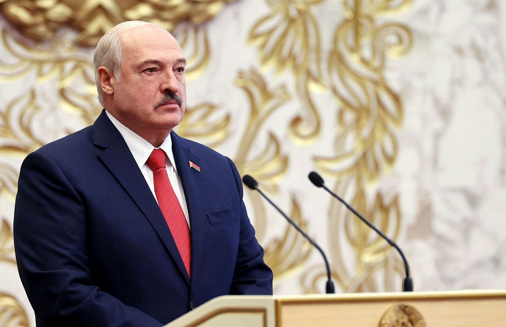 Лукашенко направил украинцам соболезнования в связи с катастрофой АН-26