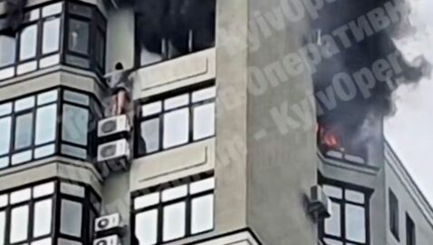 Пожар в Киеве на Сикорского: на месте обнаружили тело мужчины