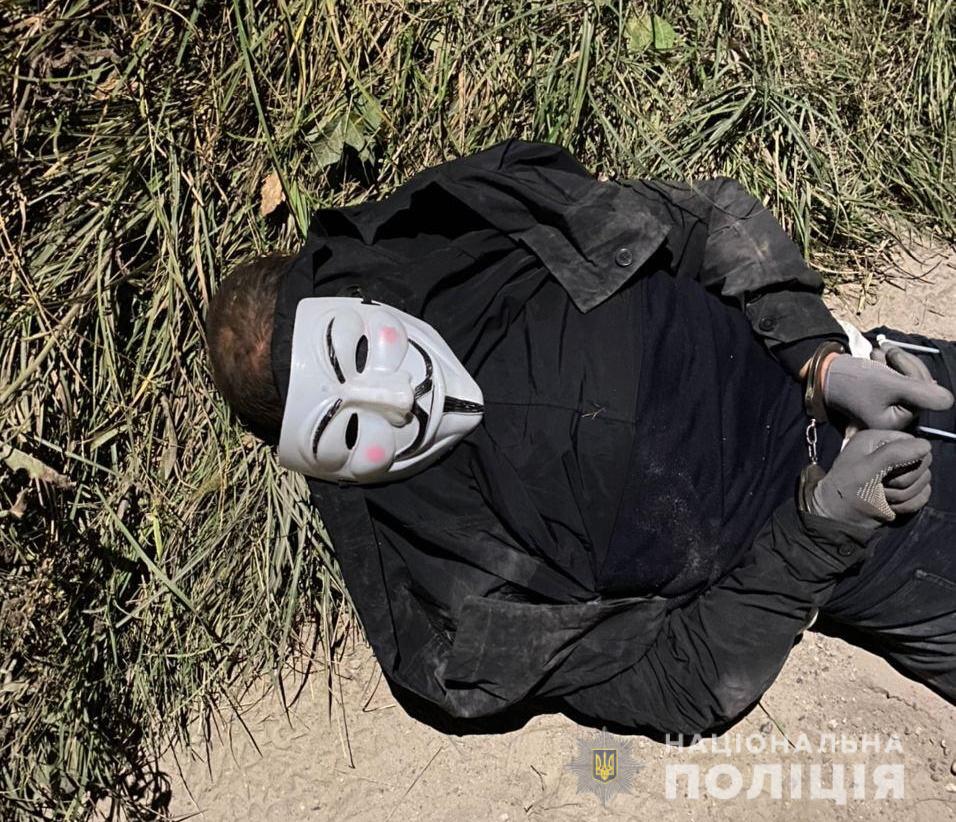 На Киевщине открыли стрельбу по бизнесмену