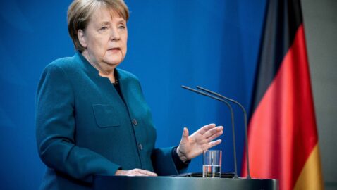 Меркель дала Армении и Азербайджану советы по урегулированию конфликта
