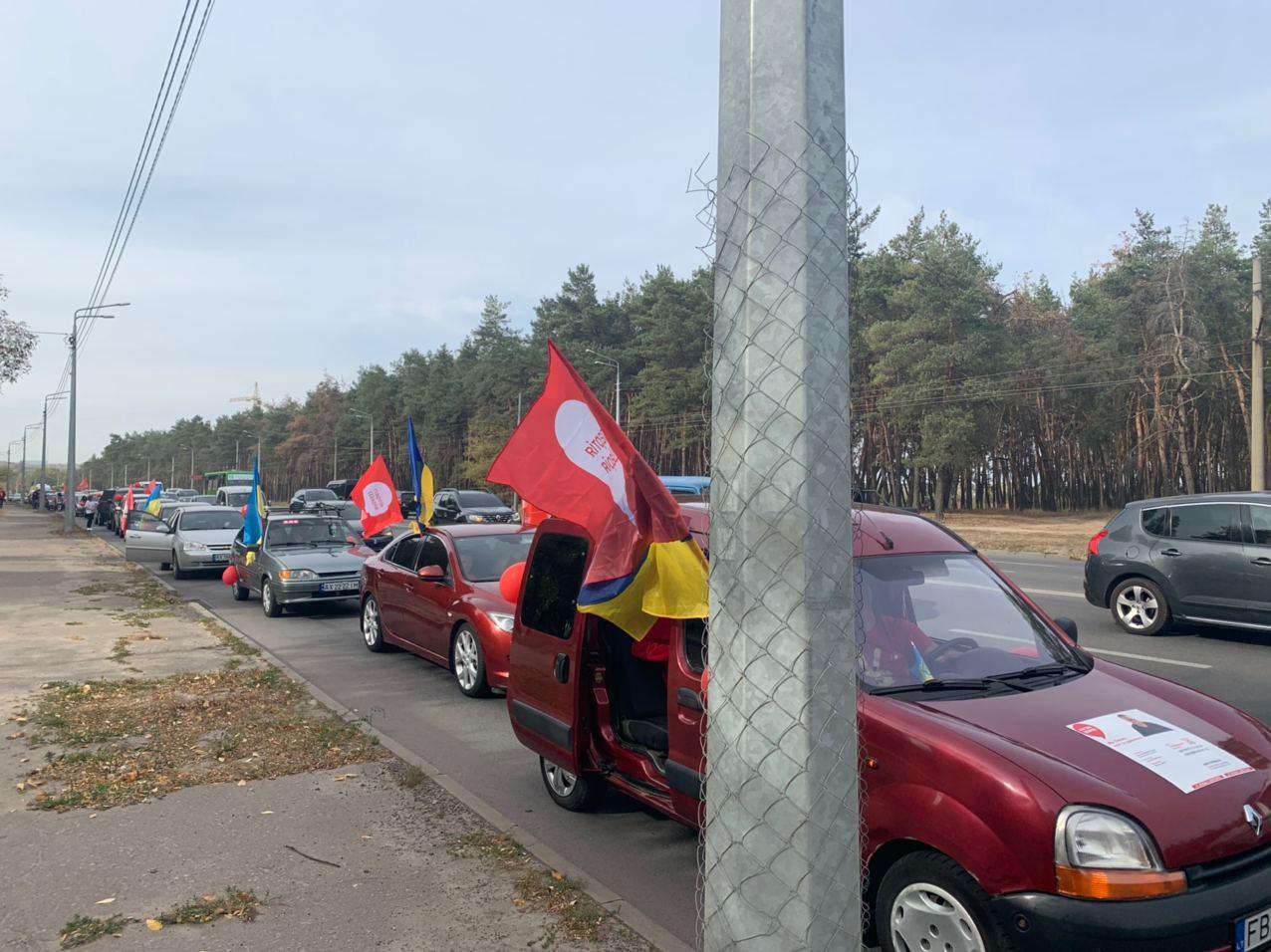Шарий в городе: в Украине прошёл автопробег сторонников ППШ (фото и видео) - 4 - изображение