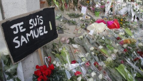Вбивство вчителя в Парижі: затримано 11 підозрюваних