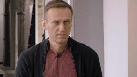 «Що тут, бл * ть, відбувається?» Навальний розповів про наркотріп та галюцинації після отруєння