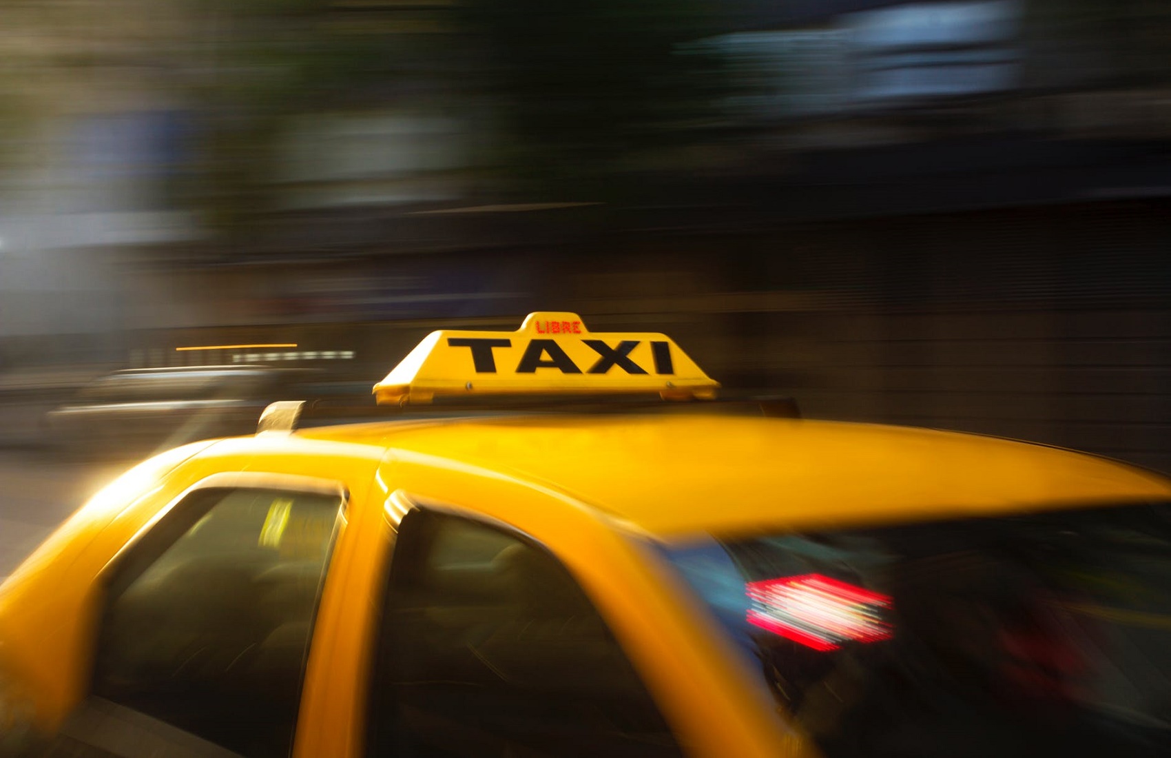 В Одессе мужчины похитили таксиста и требовали выкуп за авто