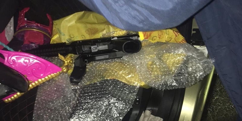 СБУ: россиянин спрятал пистолеты-пулемёты в детских игрушках и пытался ввезти их в Украину