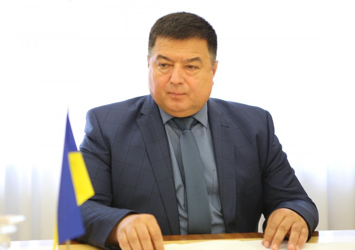 Глава КСУ пригласил Зеленского и Разумкова на личную встречу