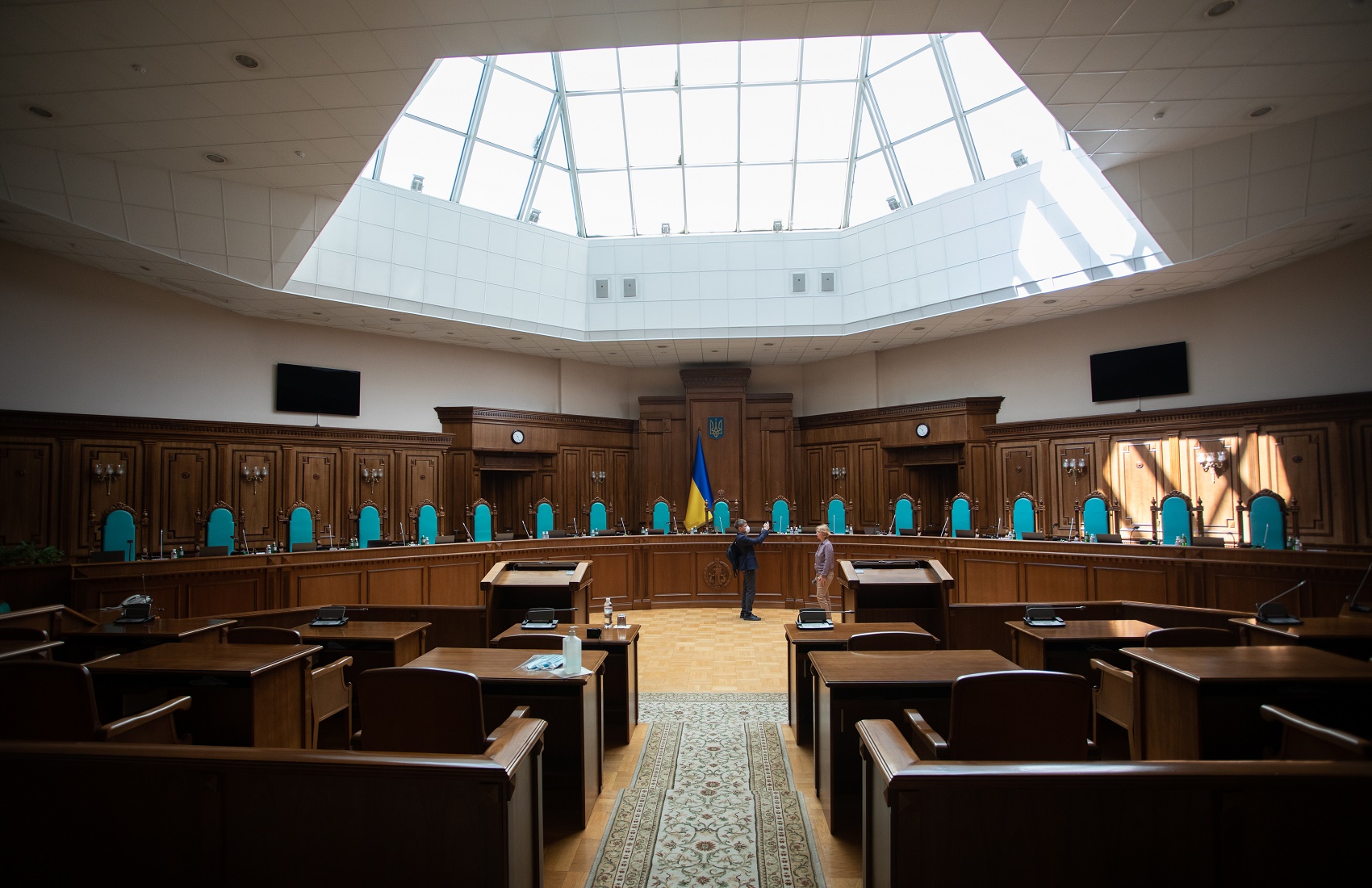 В «Слуге народа» предложили лишить финансирования Конституционный суд