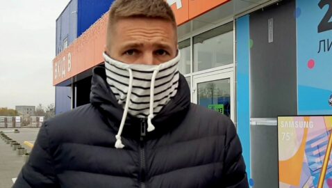В Виннице депутат от партии Гройсмана приехал в «Эпицентр» без маски