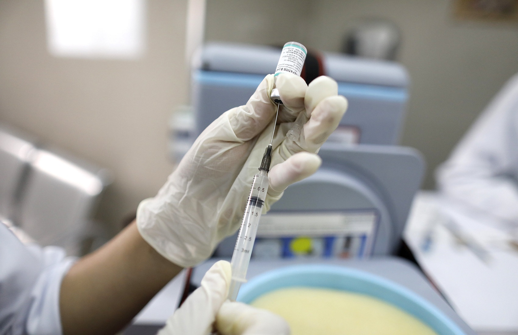 Украина может получить вакцину от коронавируса бесплатно — Ляшко