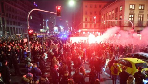 В Польше полиция применила газ для разгона протестующих