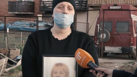 На Киевщине женщина умерла под больницей после отказа в госпитализации (видео)
