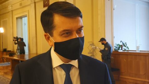 Разумков прокомментировал зарплату Лещенко в набсовете «Укразализныци»