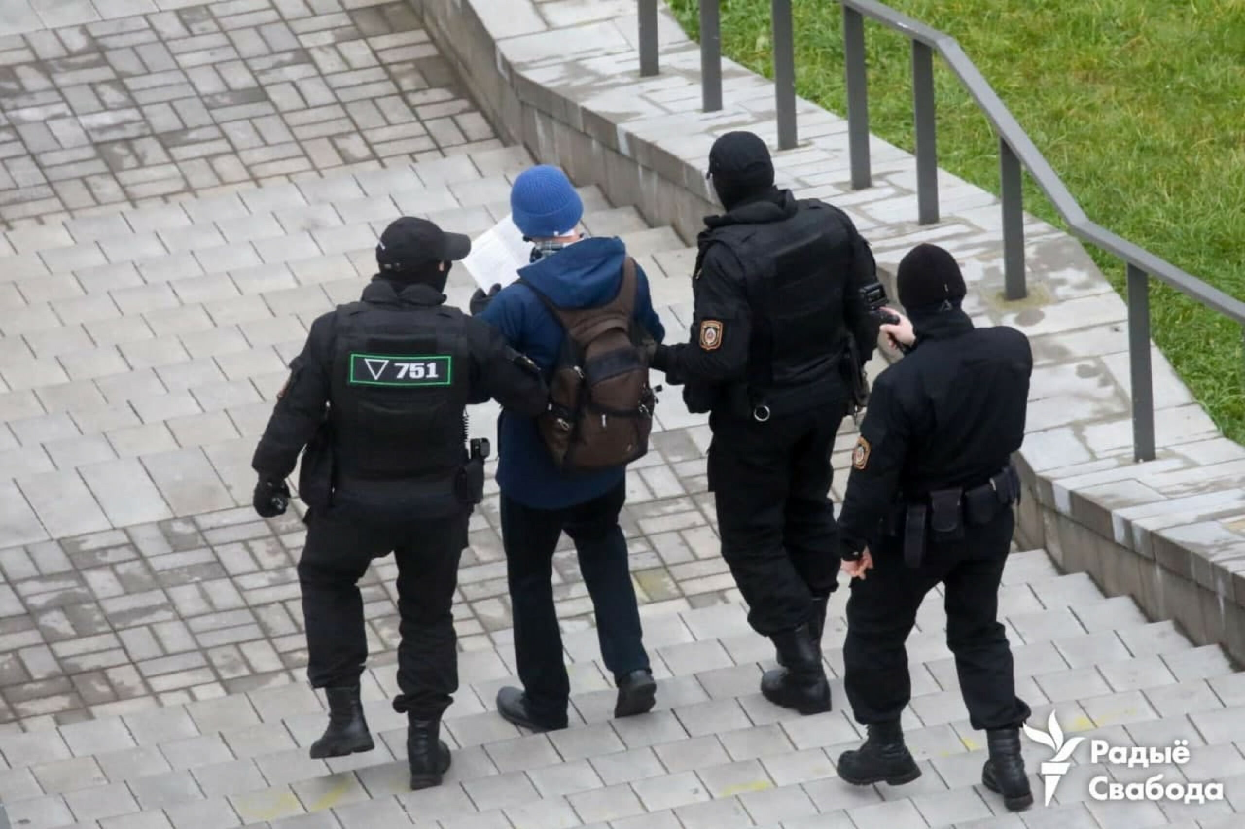 Протесты в Беларуси: правозащитники сообщают о задержании более 1 120 участников - 5 - изображение