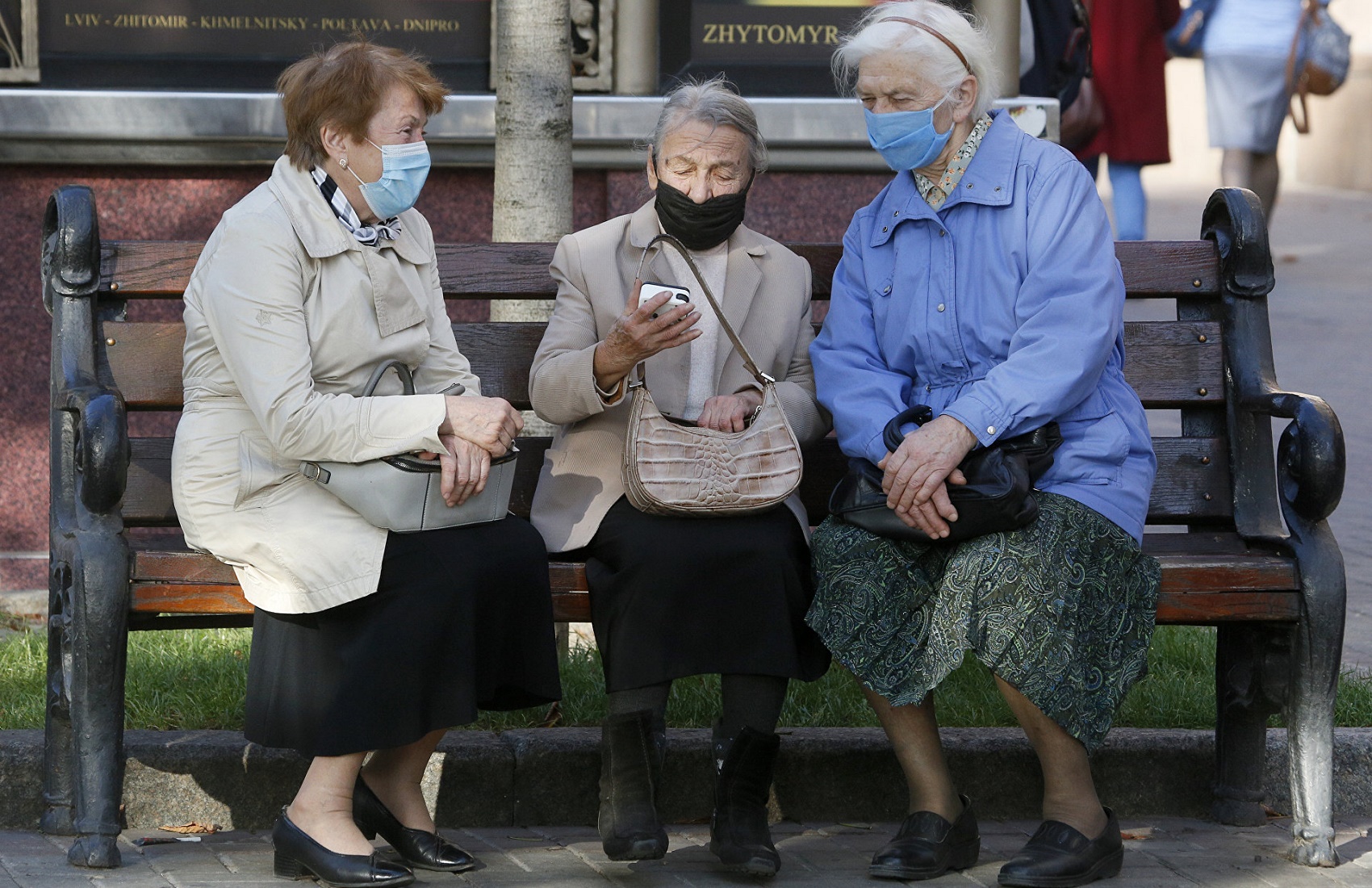 С 1 января украинцам существенно повысят пенсии — Минсоцполитики