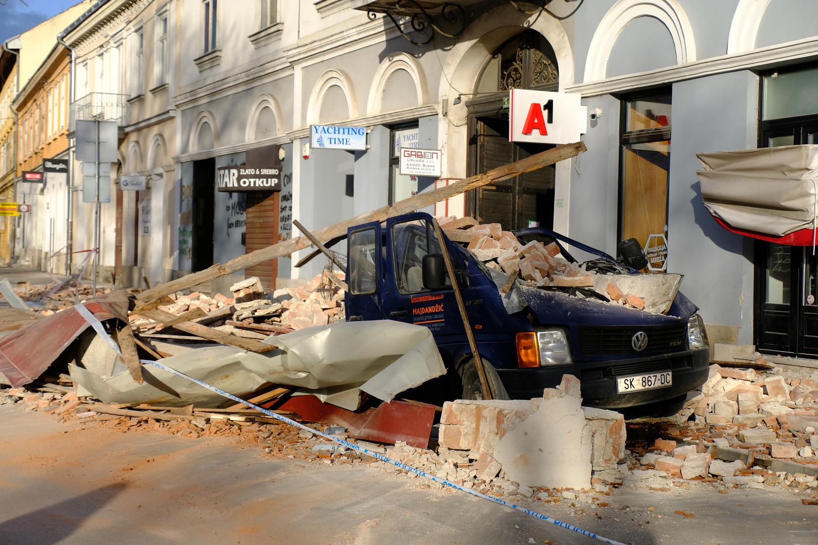 В Хорватии произошли три землетрясения: люди ночевали на улицах