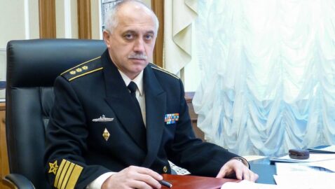 Суд разрешил задержать российского вице-адмирала за инцидент в Керченском проливе