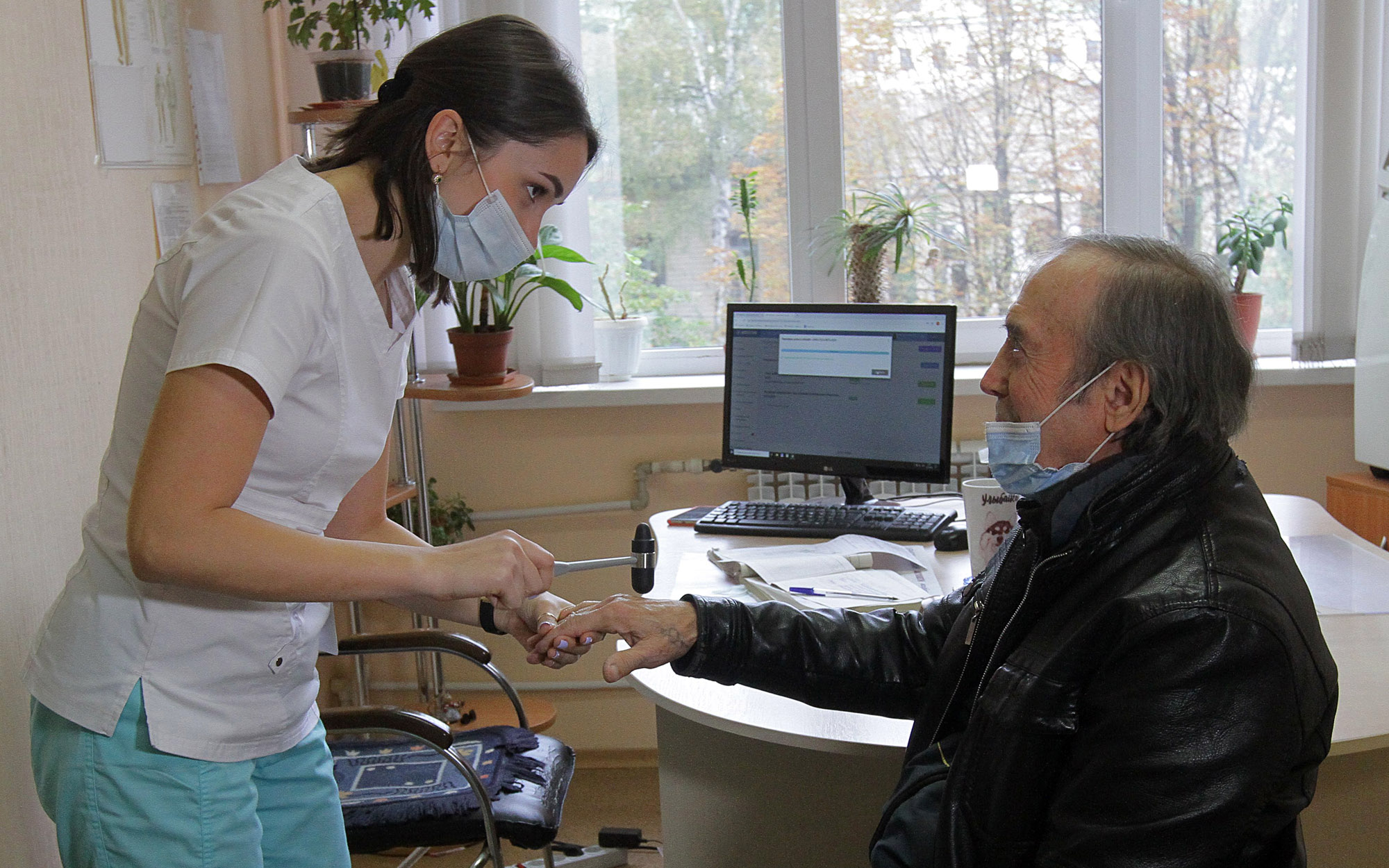 В Україні новий антирекорд з госпіталізації через COVID-19