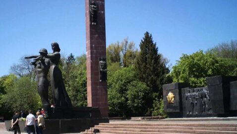 У Львові повністю демонтують Монумент Слави і створять меморіал українського воїна