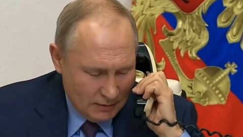 «Добрый день, это Путин!»: президент РФ позвонил пенсионерке