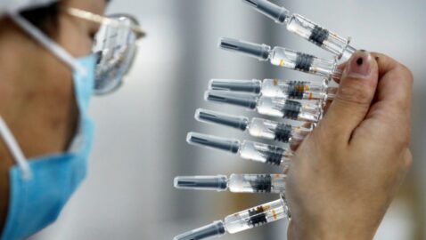 В Минздраве назвали условия для отказа от китайской вакцины