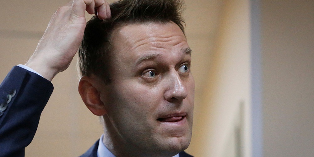 ЕС пока не будет вводить санкции против РФ из-за Навального